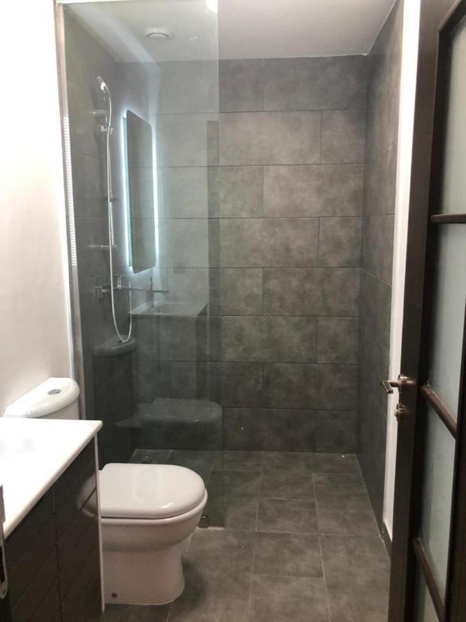 Luxury Labone Edge 2-Bedroom Apartment In Accra - Fivehills Homes Exterior foto