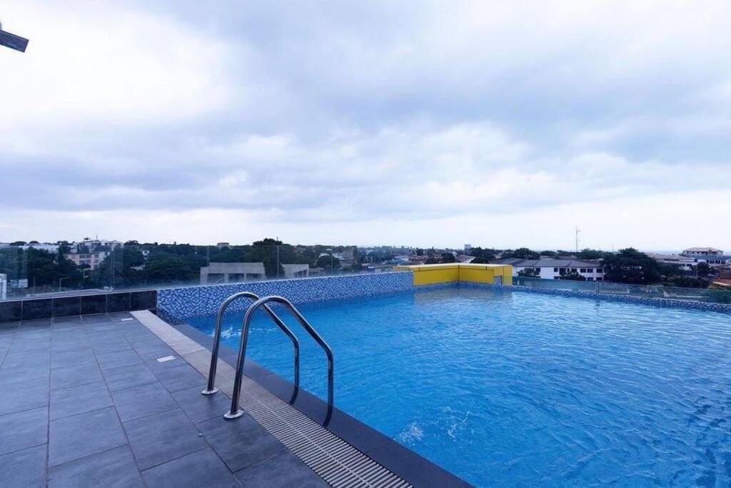 Luxury Labone Edge 2-Bedroom Apartment In Accra - Fivehills Homes Exterior foto